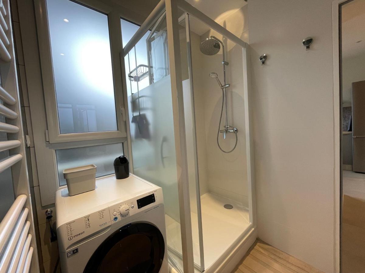 Superbe T3 Climatise - 62M2 - 4 Etoiles - Centre Historique Vue Port De Plaisance - Wifi - 5E Avec Ascenseur Apartment Toulon Exterior photo