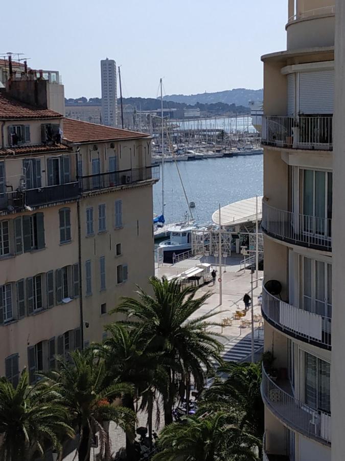 Superbe T3 Climatise - 62M2 - 4 Etoiles - Centre Historique Vue Port De Plaisance - Wifi - 5E Avec Ascenseur Apartment Toulon Exterior photo